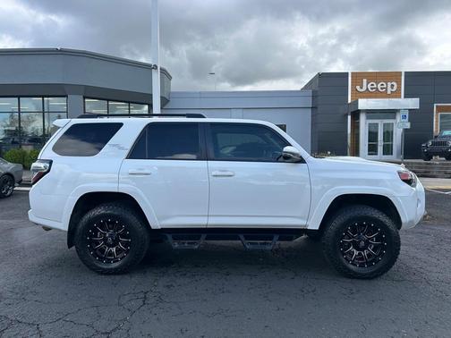 2019 Toyota 4Runner Sport