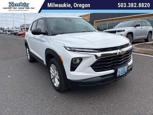 Summit White 2025 Chevrolet Trailblazer LS