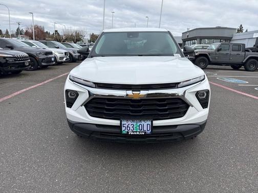 Summit White 2025 Chevrolet Trailblazer LS