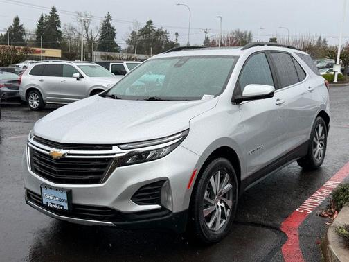 Silver Ice Metallic 2022 Chevrolet Equinox 1LT