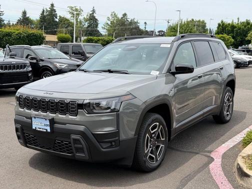 Sting Gray Clearcoat 2026 Jeep Cherokee LAREDO/LIMITED