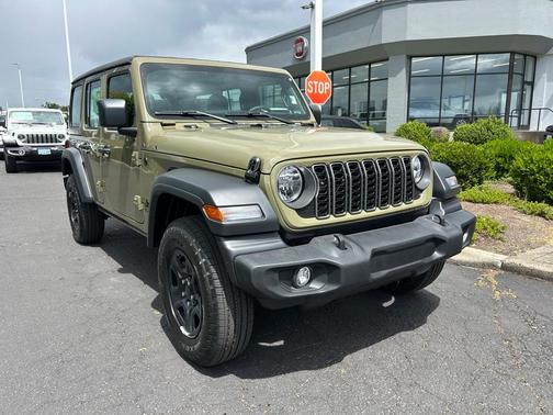 2025 Jeep Wrangler Sport