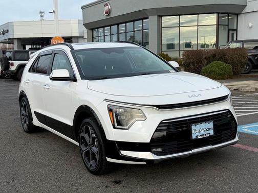 2023 Kia Niro SX Touring