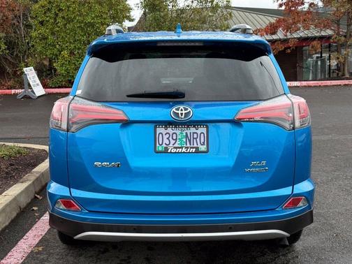 Electric 2016 Toyota RAV4 Hybrid XLE