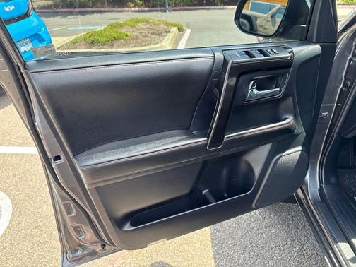 Magnetic Gray Metallic 2015 Toyota 4Runner Trail Premium