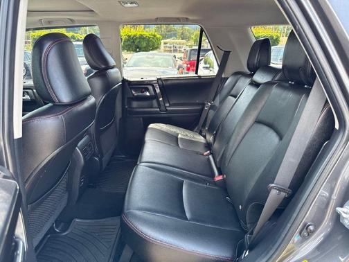 Magnetic Gray Metallic 2015 Toyota 4Runner Trail Premium