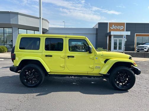 2024 Jeep Wrangler 4xe Sahara