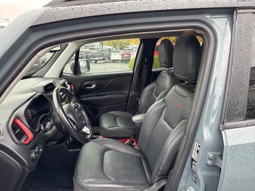 2018 Jeep Renegade Trailhawk