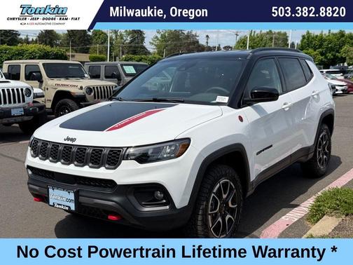 Bright White Clearcoat 2026 Jeep Compass Trailhawk