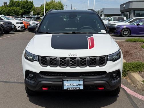Bright White Clearcoat 2026 Jeep Compass Trailhawk