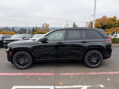 2025 Jeep Grand Cherokee Summit