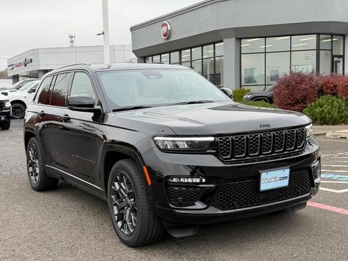 2025 Jeep Grand Cherokee Summit
