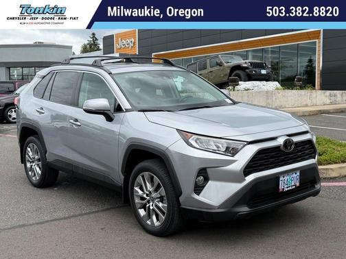 Silver Sky Metallic 2021 Toyota RAV4 XLE Premium