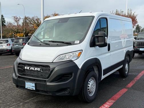 Bright White Clearcoat 2026 RAM ProMaster 1500 Low Roof