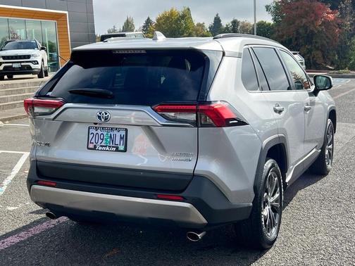 2023 Toyota RAV4 Hybrid Limited