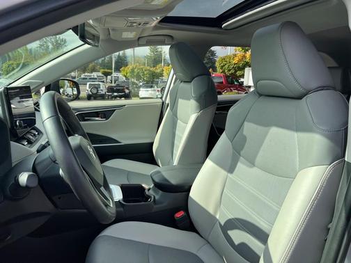 2023 Toyota RAV4 Hybrid Limited