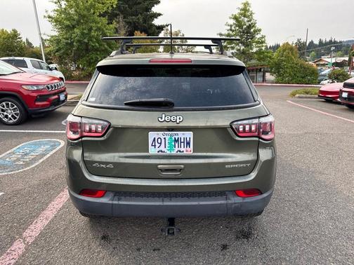 Olive Green Pearlcoat 2018 Jeep Compass Sport
