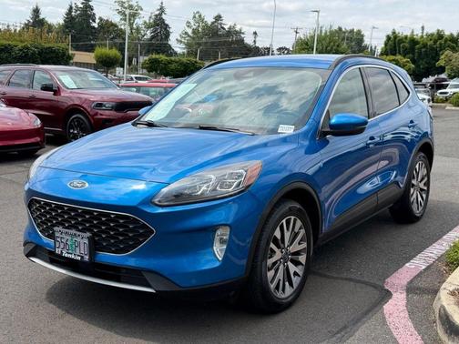 Blue Metallic 2020 Ford Escape Titanium