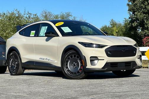 Desert Sand 2025 Ford Mustang Mach-E GT