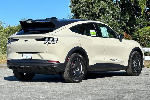 Desert Sand 2025 Ford Mustang Mach-E GT