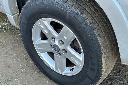 2007 Ford Escape Hybrid Base