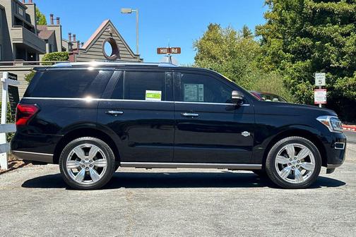 Agate Black Metallic 2022 Ford Expedition King Ranch