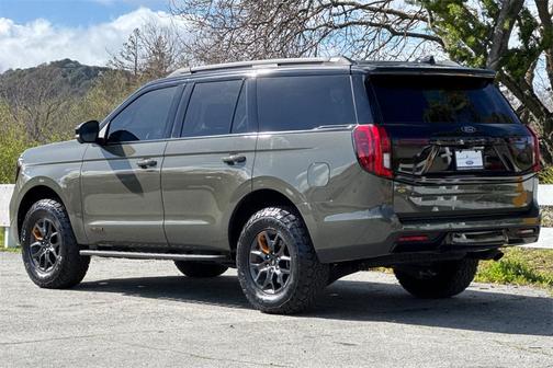 2025 Ford Expedition Tremor
