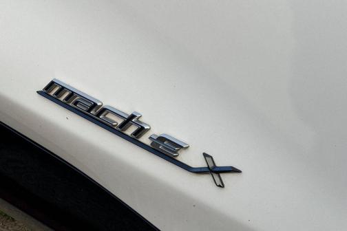 Star White Metallic Tri-Coat 2021 Ford Mustang Mach-E California Route 1