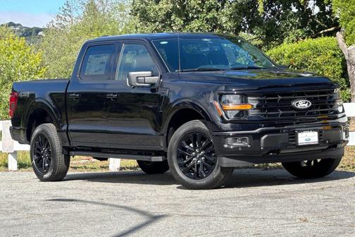 Agate Black Metallic 2026 Ford F-150 XLT