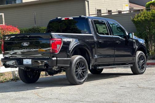 Agate Black Metallic 2026 Ford F-150 XLT