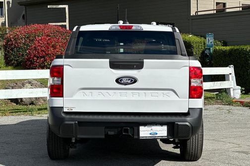Oxford White 2026 Ford Maverick XLT