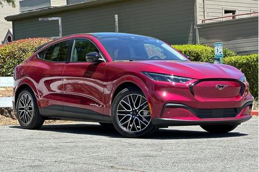 2025 Ford Mustang Mach-E Premium
