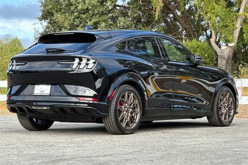 2025 Ford Mustang Mach-E GT