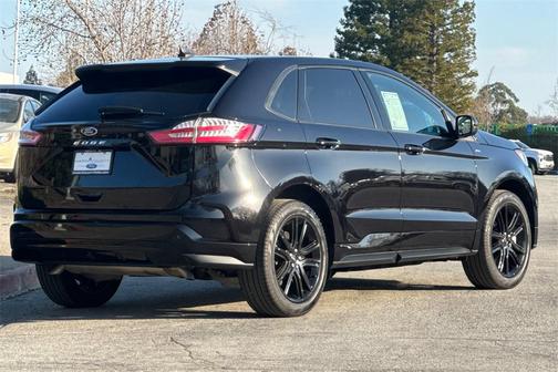 2024 Ford Edge ST Line
