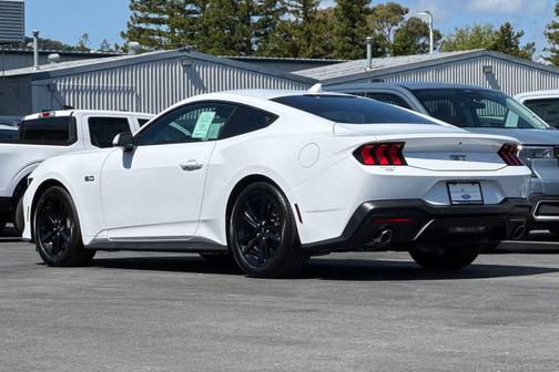 Oxford White 2026 Ford Mustang GT