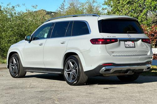 2024 Mercedes-Benz GLS 450 4MATIC