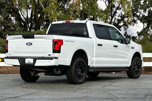 2025 Ford F-150 Lightning XLT