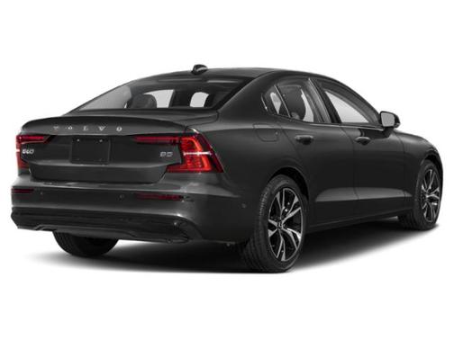 Onyx Black Metallic 2025 Volvo S60 B5 Plus