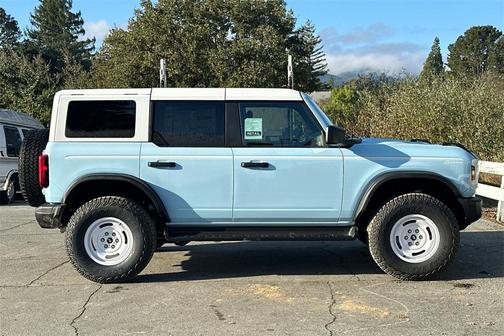 2025 Ford Bronco Heritage Edition