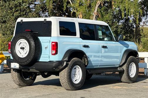 2025 Ford Bronco Heritage Edition