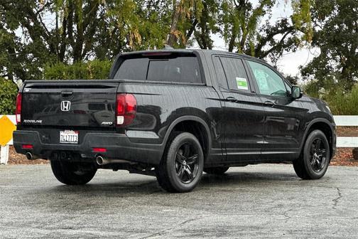 2023 Honda Ridgeline Black