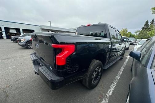 2023 Ford F-150 Lightning XLT