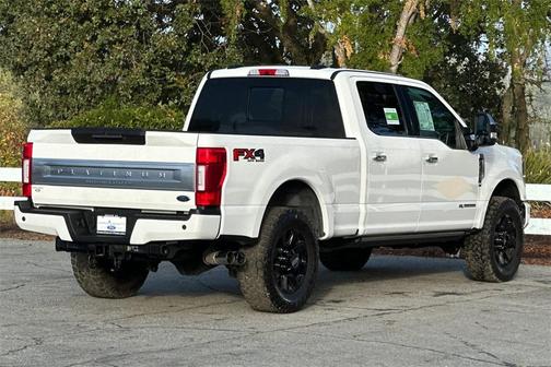 2022 Ford F-350 Platinum