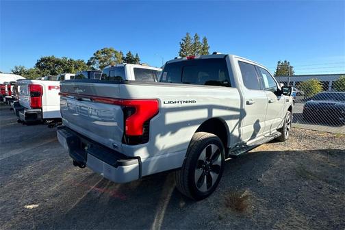 2024 Ford F-150 Lightning Platinum