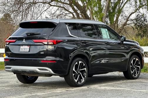 2024 Mitsubishi Outlander SEL Platinum Edition S-AWC