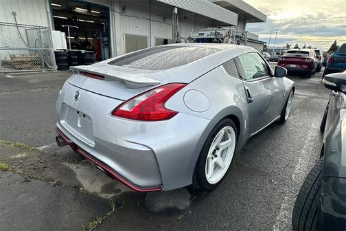 2016 Nissan 370Z Base