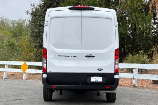 Oxford White 2026 Ford Transit-250 Base