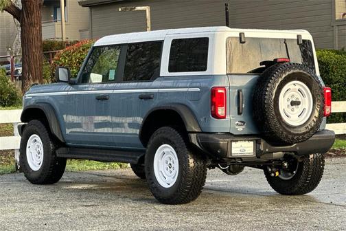 2025 Ford Bronco Heritage Edition