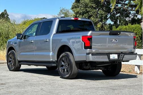 2025 Ford F-150 Lightning Flash
