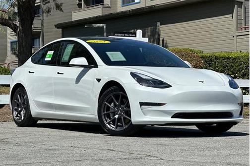 2023 Tesla Model 3 Standard Range